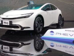 1 dari 4 SPK Toyota di GIIAS 2024 adalah Mobil Hybrid