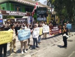 Muncul Gerakan Pilih Kotak Kosong di Pilwalkot Surabaya