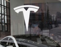 Indonesia Ekspor Bahan Baku Baterai Mobil Listrik Tesla Bulan Ini