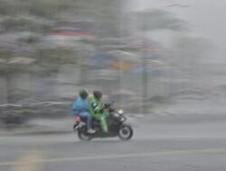 Hujan Lebat-Angin Kencang Potensi Guyur RI