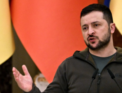 Volodymyr Zelensky Serukan Pembuatan Angkatan Bersenjata Eropa