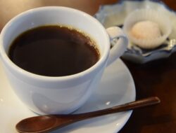 Minum Kopi bikin Otak tajam, Tapi Apa Cukup untuk Obat Pikun?