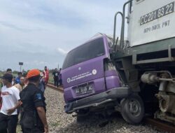 Kendaraan Paling Prioritas di RI, Damkar dan Ambulans Wajib Mengalah