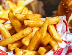 3 Cara Memanaskan Kentang Goreng, Jangan Pakai Minyak
