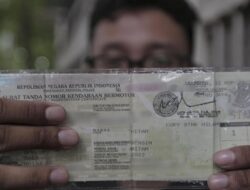 Cara Bedakan STNK Palsu dan Asli Saat Beli Kendaraan Bekas