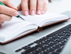 Guru dan Siswa Curhat Belajar Pakai Chromebook Setahun Terakhir