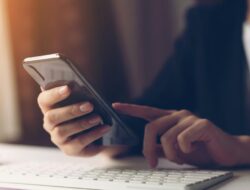 Deret Komentar Kocak Netizen Luar soal Demo DPR