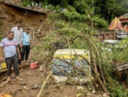 Banjir dan Longsor Sapu India Tewaskan 30 Orang