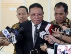 Profil Inosentius Samsul, Calon Hakim MK yang Lama Berkarier di DPR