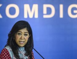 Menkomdigi Klaim TikTok Sukarela Matikan Fitur Live saat Demo Memanas