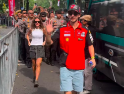 Parade MotoGP Mandalika 2025 Berlangsung Meriah