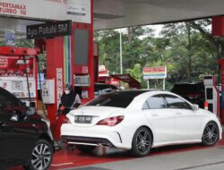 Kenapa Mobil Baru Seharusnya Tak Diisi Pertalite atau Pertamax?