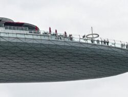 Apa Penyebab & Dampak Kebakaran di Marina Bay Sands Singapura?