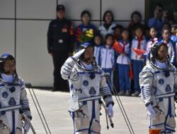 Kepulangan Sempat Tertunda, 3 Astronaut China Akhirnya Kembali ke Bumi