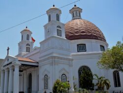 8 Gereja Bersejarah di Indonesia, Cocok Jadi Destinasi Libur Natal