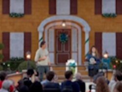 Disney Pecahkan Rekor Rumah Kue Jahe Terbesar di Ultah Home Alone