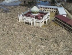 1.157 Orang Tewas, 165 Hilang