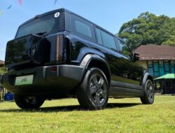 Viral Mobil Listrik Chery J6 Terobos Banjir Setinggi Paha Orang Dewasa