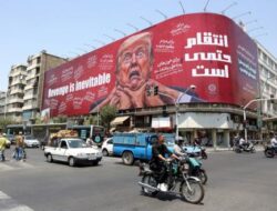 Kali Pertama Iran Serang Pangkalan AS Lebih Dulu, Bersamaan dengan Trump Bertemu Netanyahu