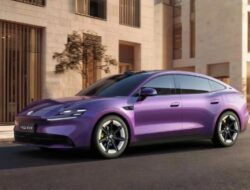 Dituduh Meniru Porsche Taycan, Bos MG Kehilangan Muka