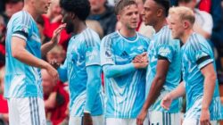 Liverpool Ditahan Imbang, Tottenham Kembali Tumbang