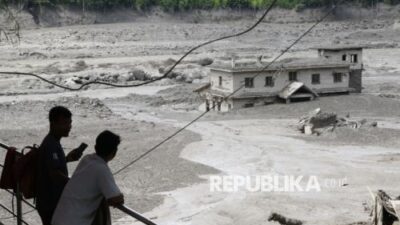 Korban Tewas Banjir Nepal-China 1.280 Orang, 5.260 Belum Ditemukan