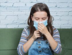 Benarkah Influenza A Bisa Picu Pneumonia? Kenali Tandanya! : Okezone Women