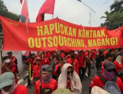 Temui Kepala Bakom, Buruh Desak UU Pelindungan Ketenagakerjaan Segera Diteken Presiden
